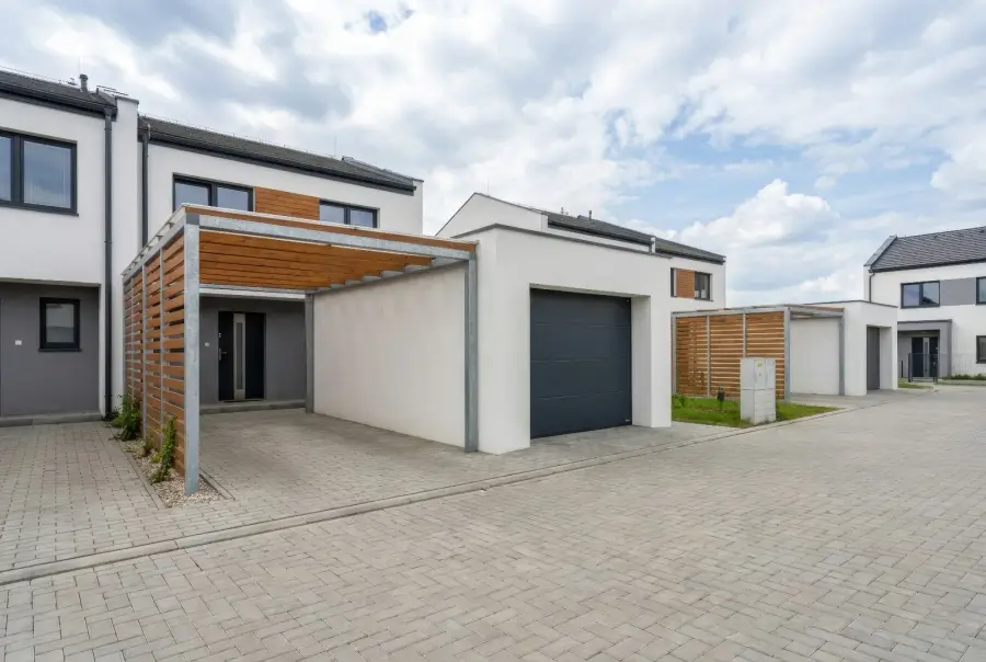 Unsere Carports werden vollständig in Bayern produziert und erfüllen höchste Qualitätsstandards.